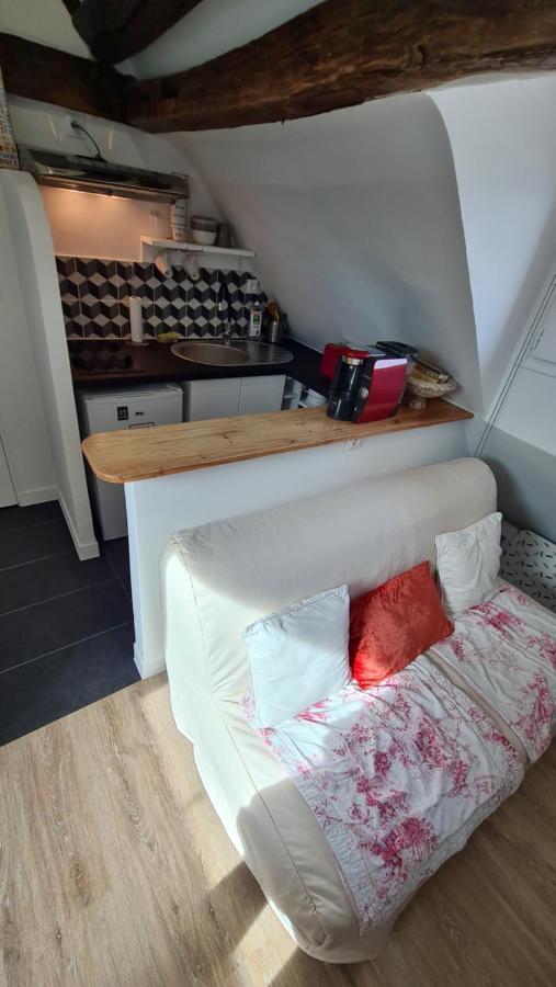 Appartement Coeur De Paris Avec Vue Sur Les Toits エクステリア 写真
