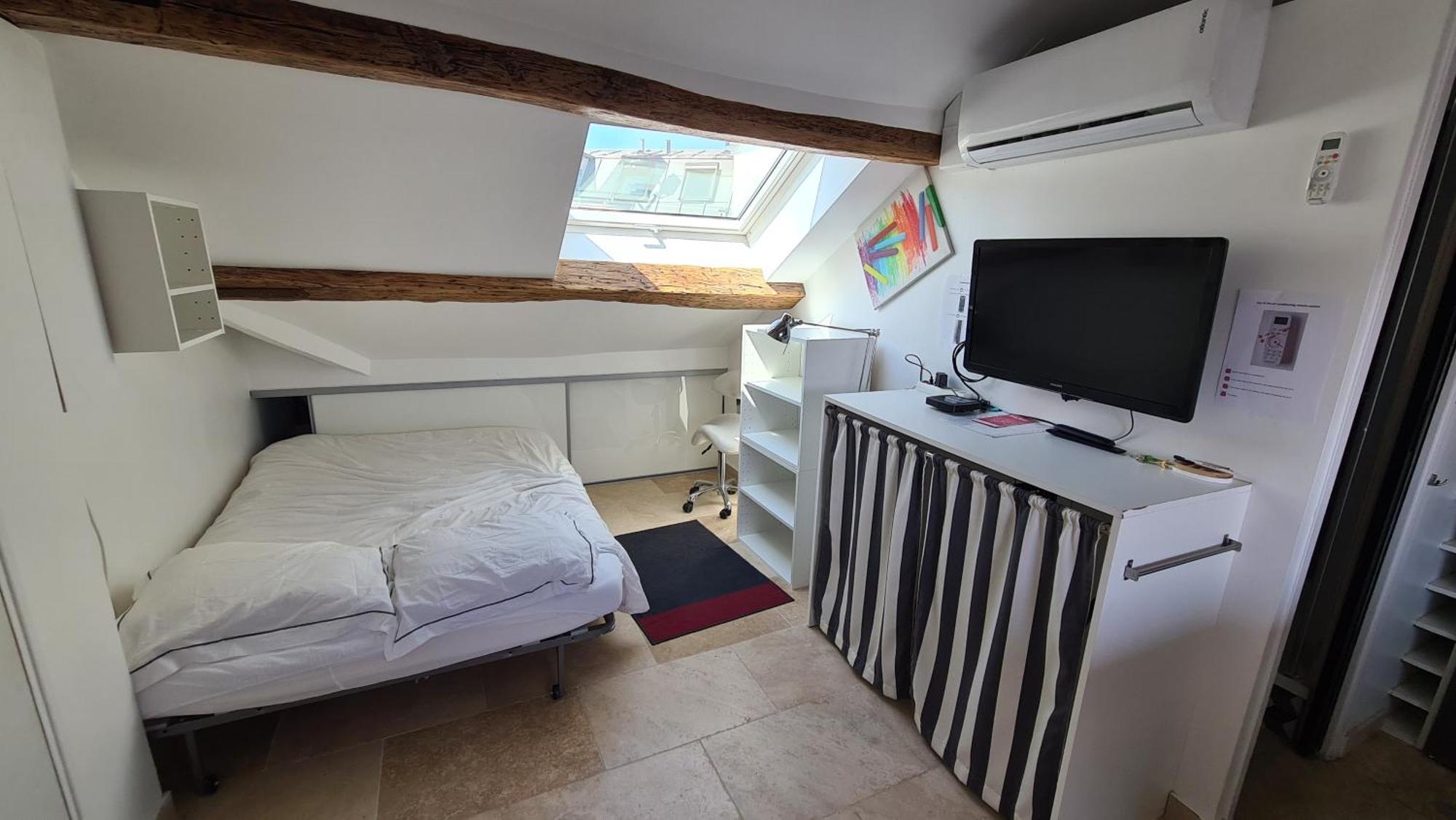 Appartement Coeur De Paris Avec Vue Sur Les Toits エクステリア 写真