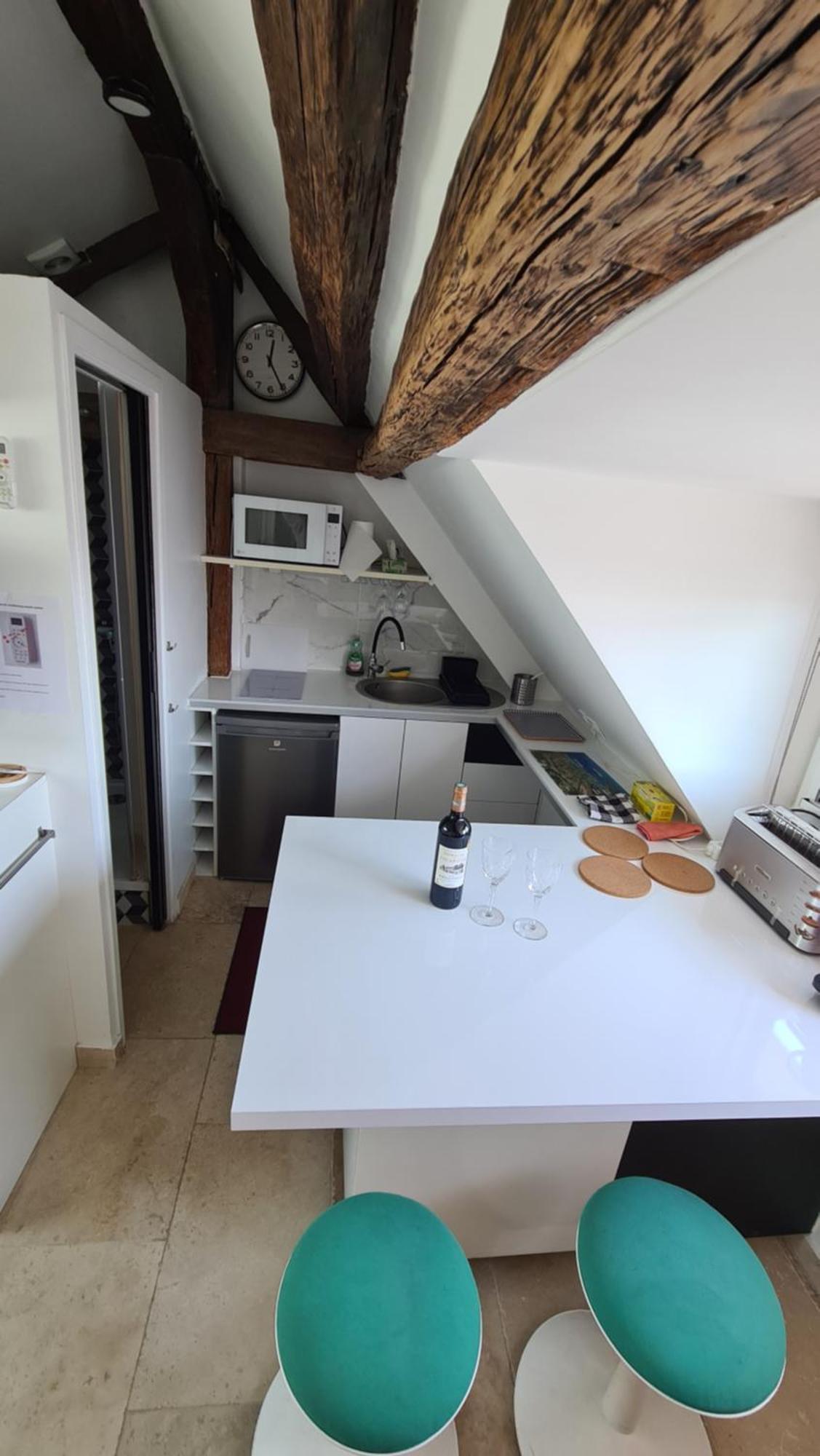 Appartement Coeur De Paris Avec Vue Sur Les Toits エクステリア 写真